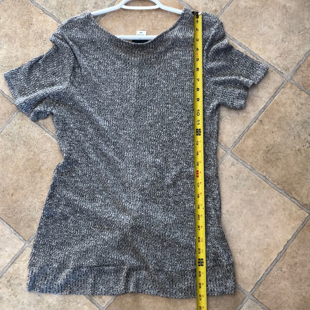 Judy Logan short sleeve grey/blk/wht top - Picture 6 of 11